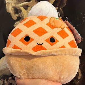 Rare Fall Harvest  Squishmallow Limited Edition Halloween Pumpkin Pie Pippie